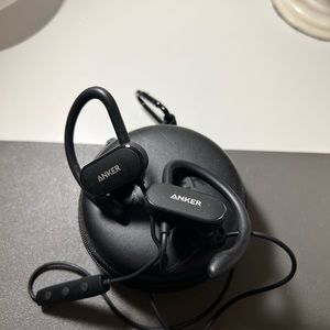 Anker SoundBuds Curve